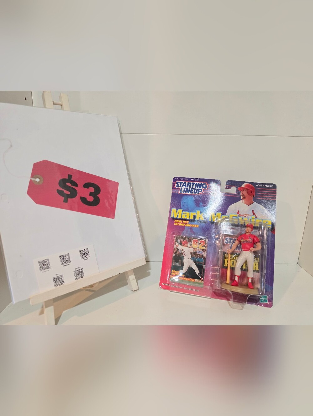 Mark McGwire St Louis Cardinals SLU 1999 Figurine Poster Card CIB Hasbro